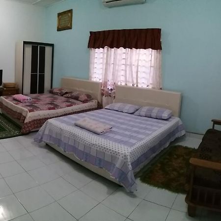 Dhia Irdina Homestay Paya Rewak Eksteriør bilde