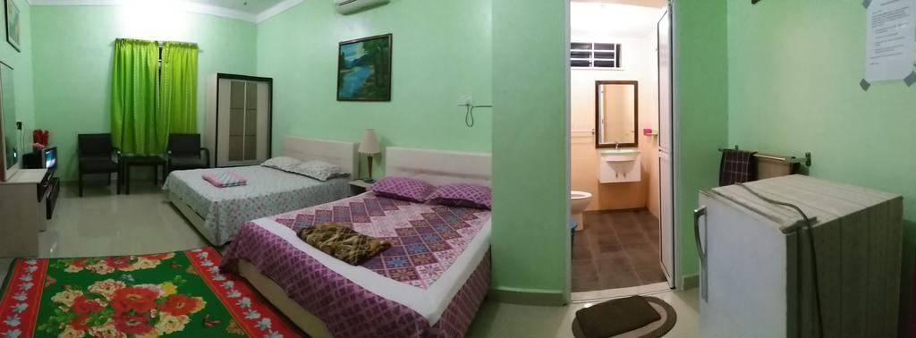 Dhia Irdina Homestay Paya Rewak Eksteriør bilde