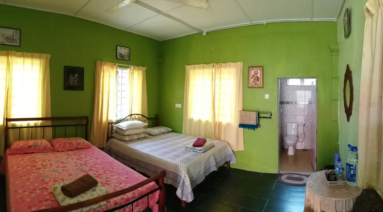 Dhia Irdina Homestay Paya Rewak Eksteriør bilde